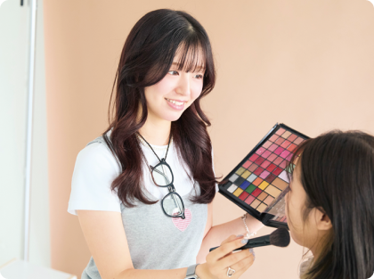 ヘアメイクアーティストコース