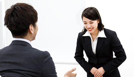 4. お辞儀の角度まで学ぶ面接対策