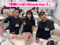 ビューティアドバイザー 1年生の昼休み