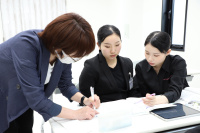 ビューティアドバイザーコース　【採用試験対策も授業で】