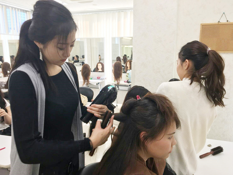  Hair Make Salon